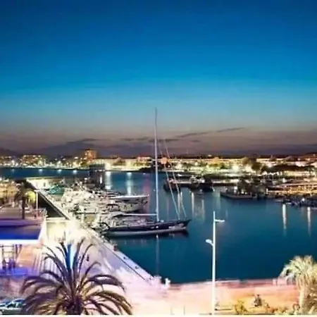 Studio Recent Pres De La Mer Frejus