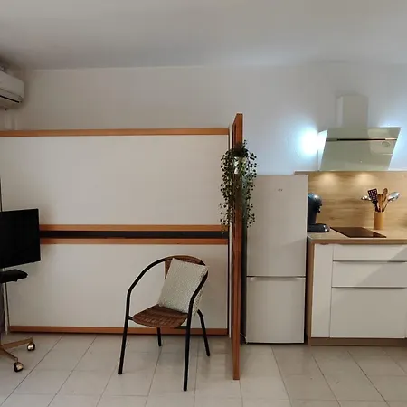 Studio Recent Pres De La Mer Appartement